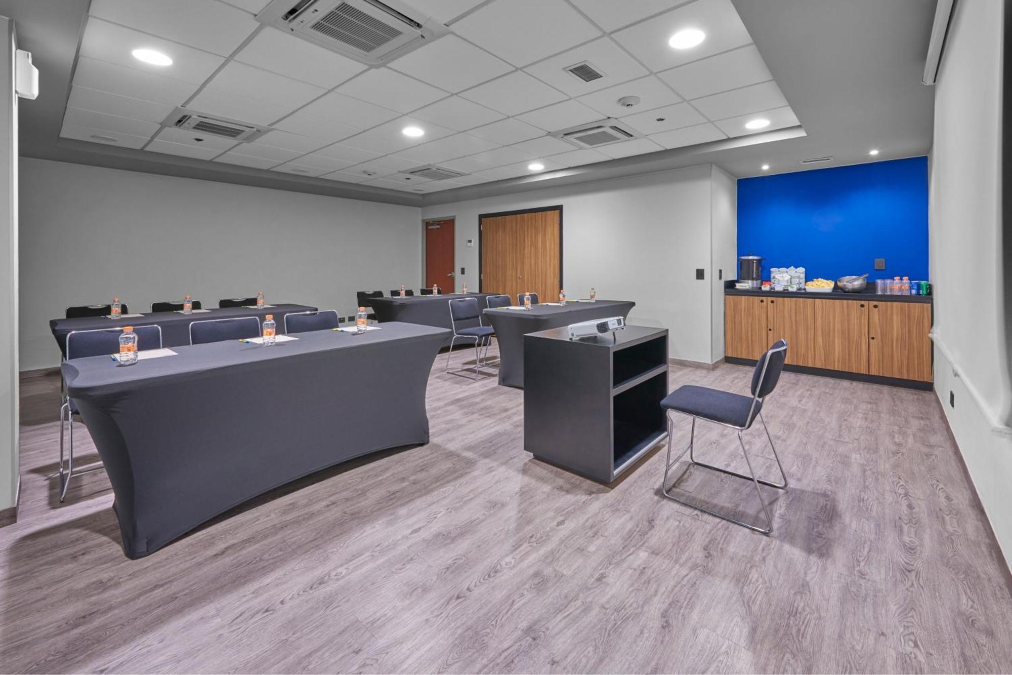City Express By Marriott Irapuato Extérieur photo