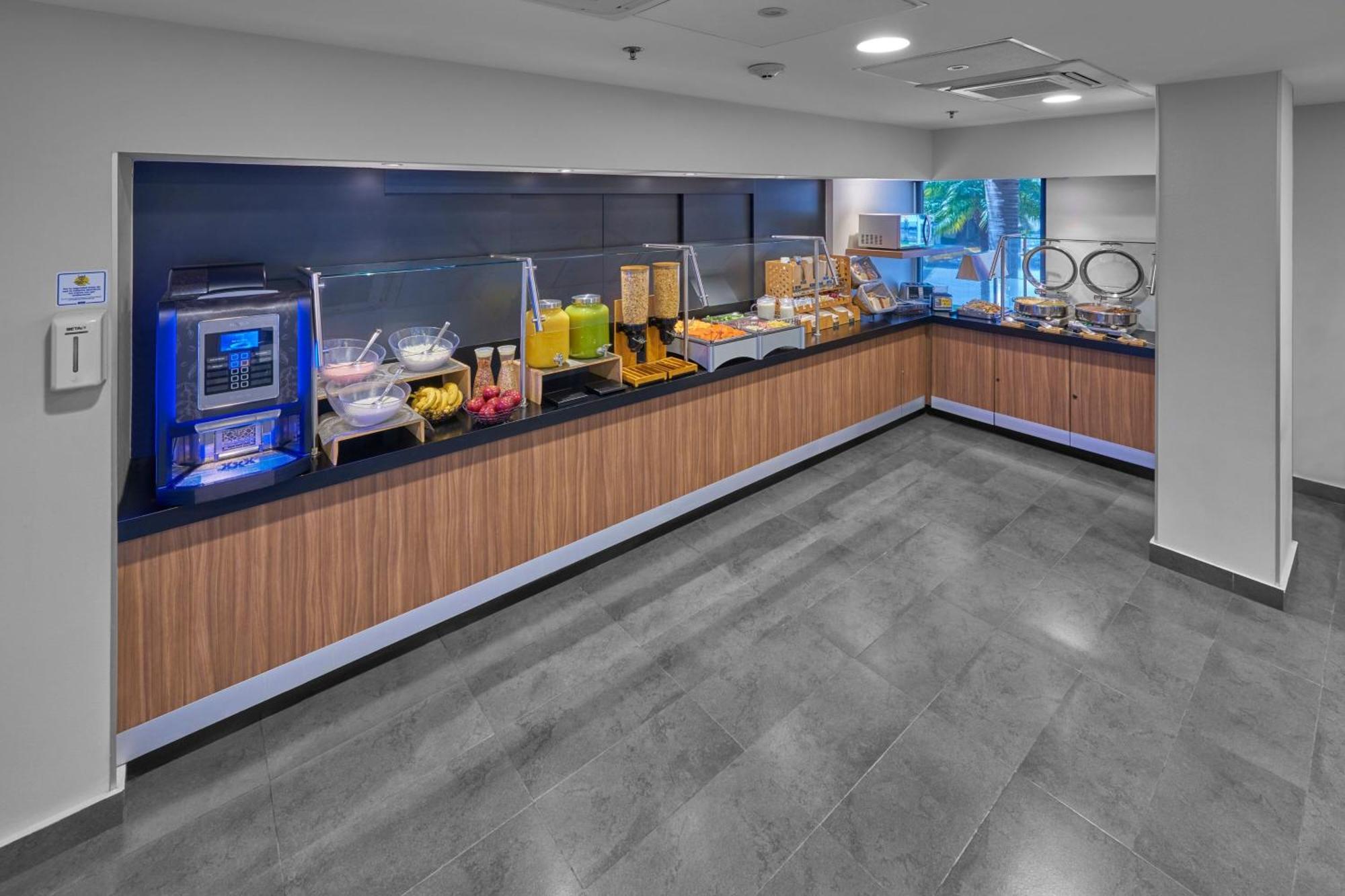 City Express By Marriott Irapuato Extérieur photo